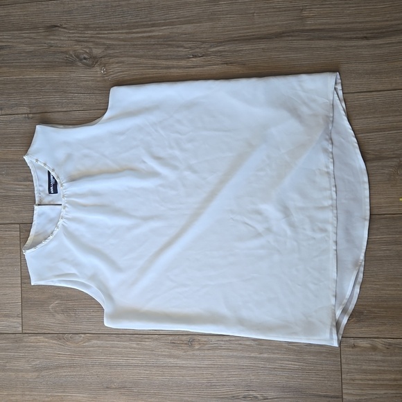 Karl Lagerfeld Pearl Collar Sleeveless Blouse - Picture 1 of 8